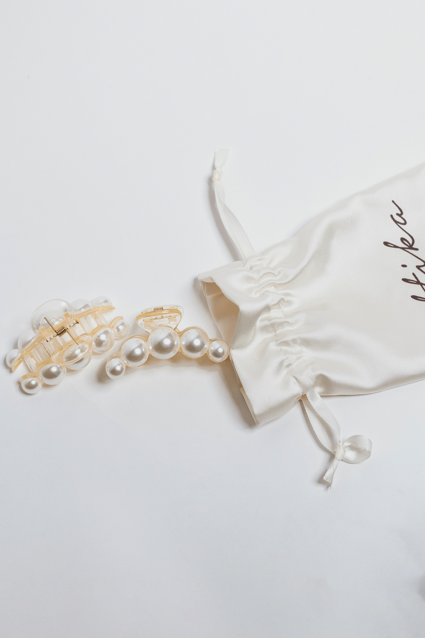 Pearl Hair Claw Set of 2