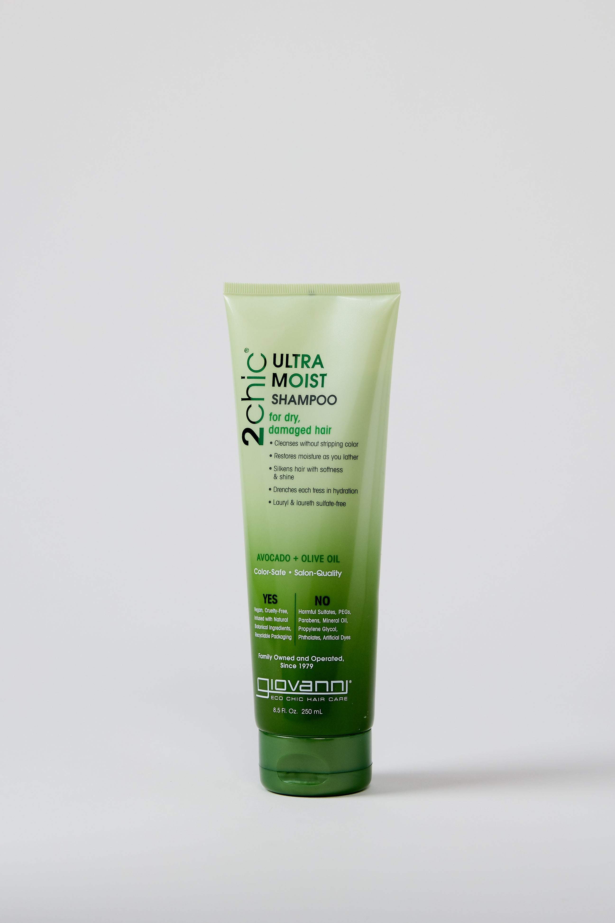 Giovanni-2chic-Ultra-Moist-Shampoo