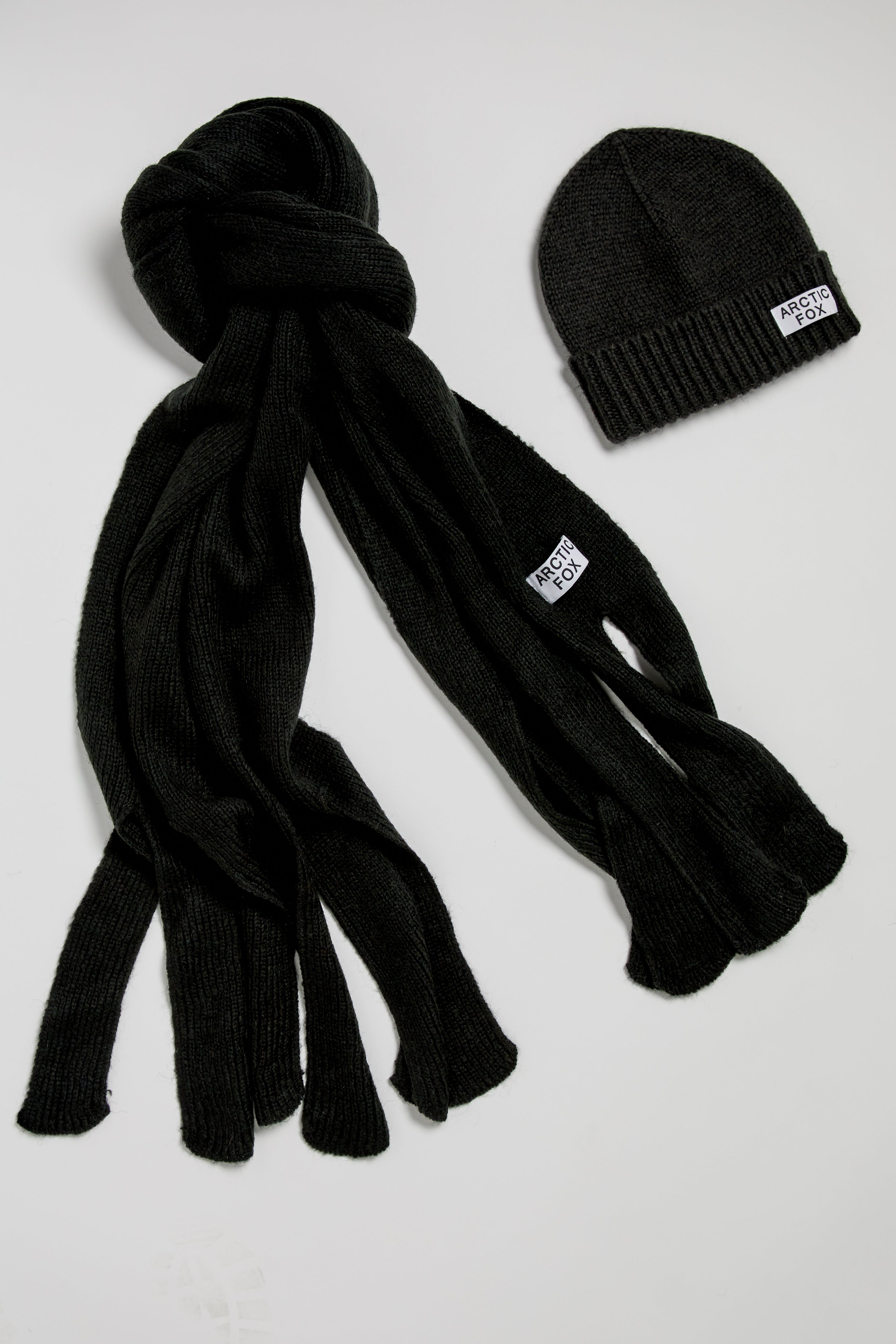 ArcticFox-The-Mohair-Scarf-Beanie-Set-Ebony-Black