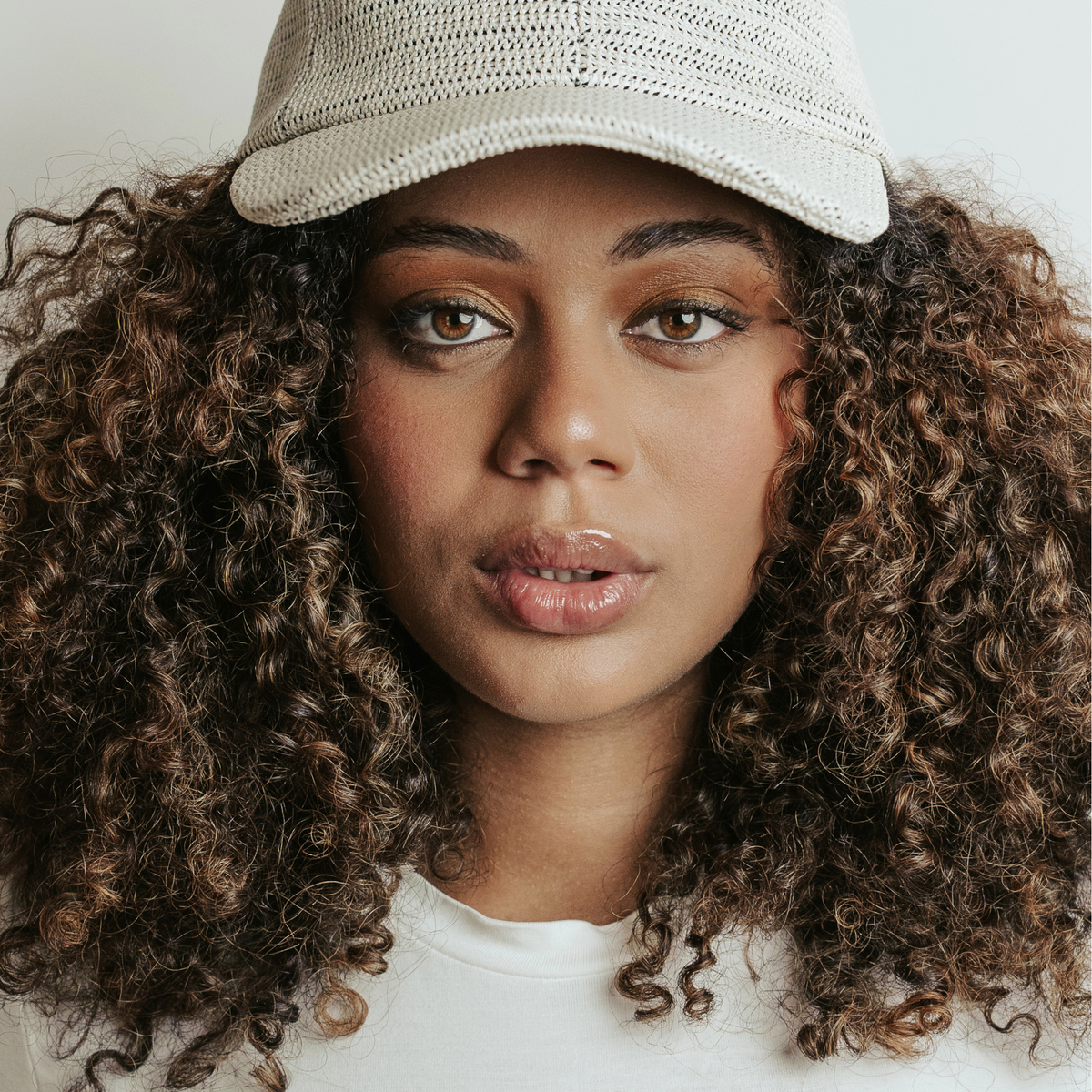 Ivory Raffia Baseball Cap – Youshouldbehair
