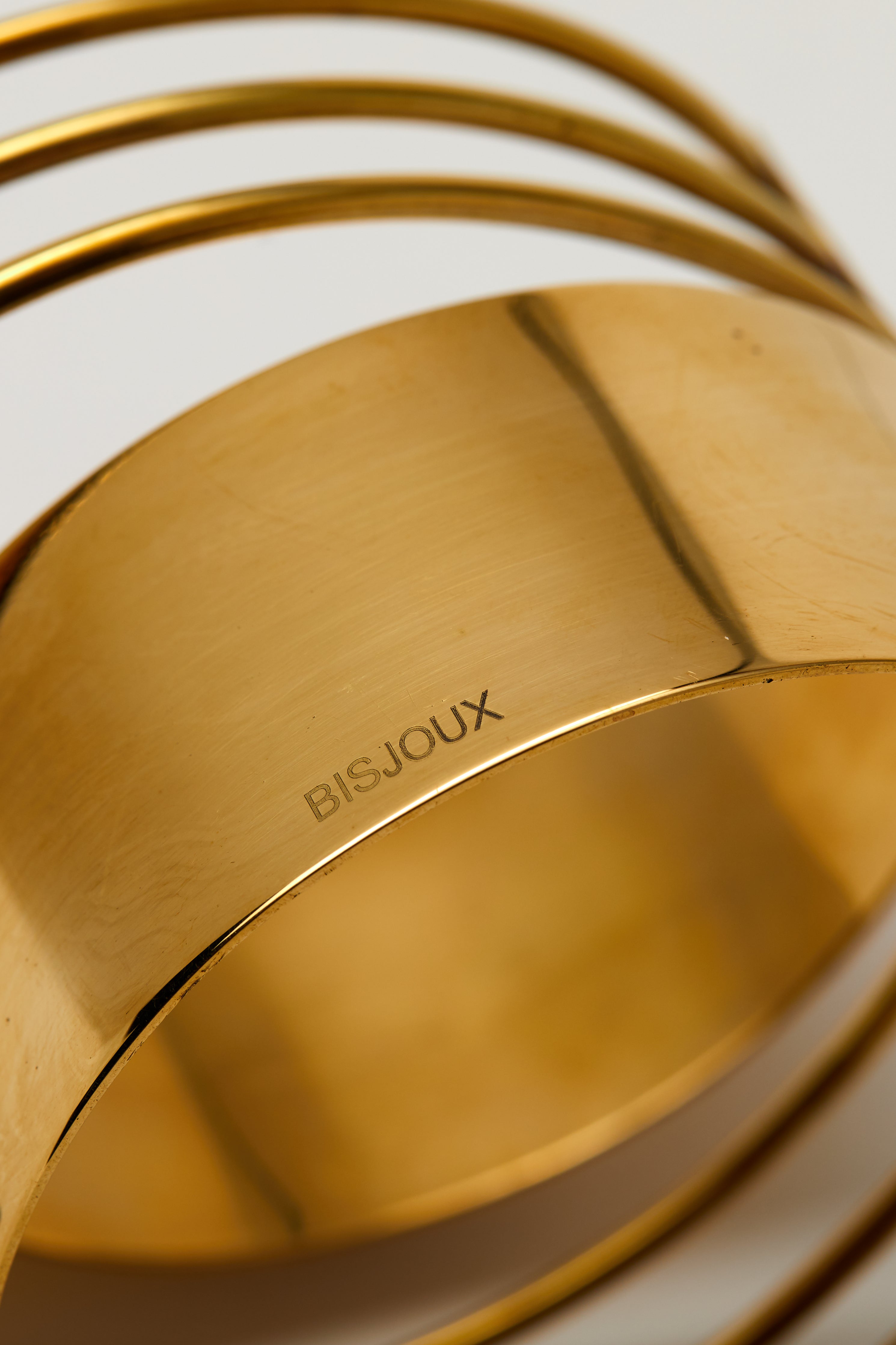 Bisjoux-Brass-Modern-Wired-Bracelet-Armlet-Arm-Cuff