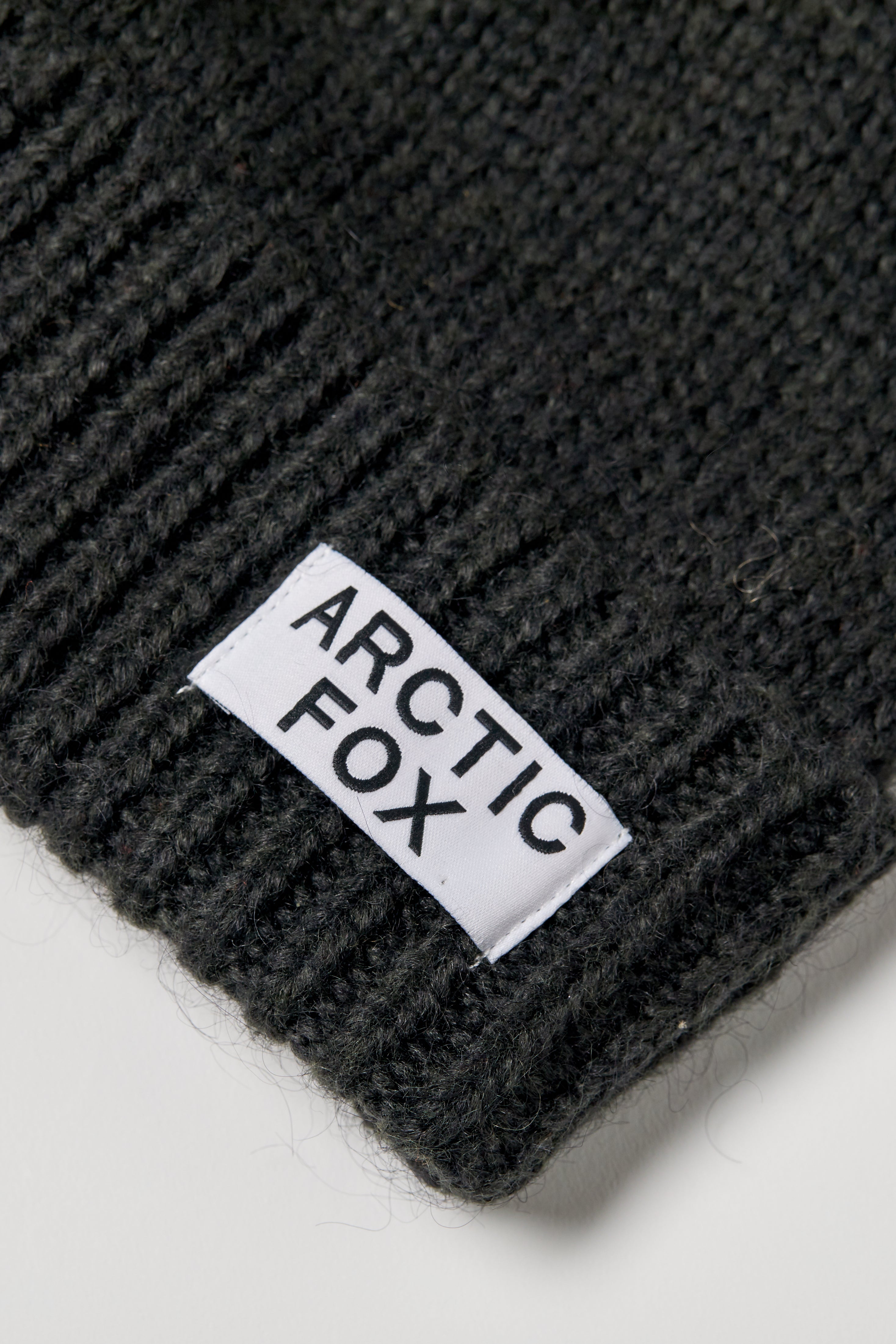 ArcticFox-The-Mohair-Scarf-Beanie-Set-Ebony-Black