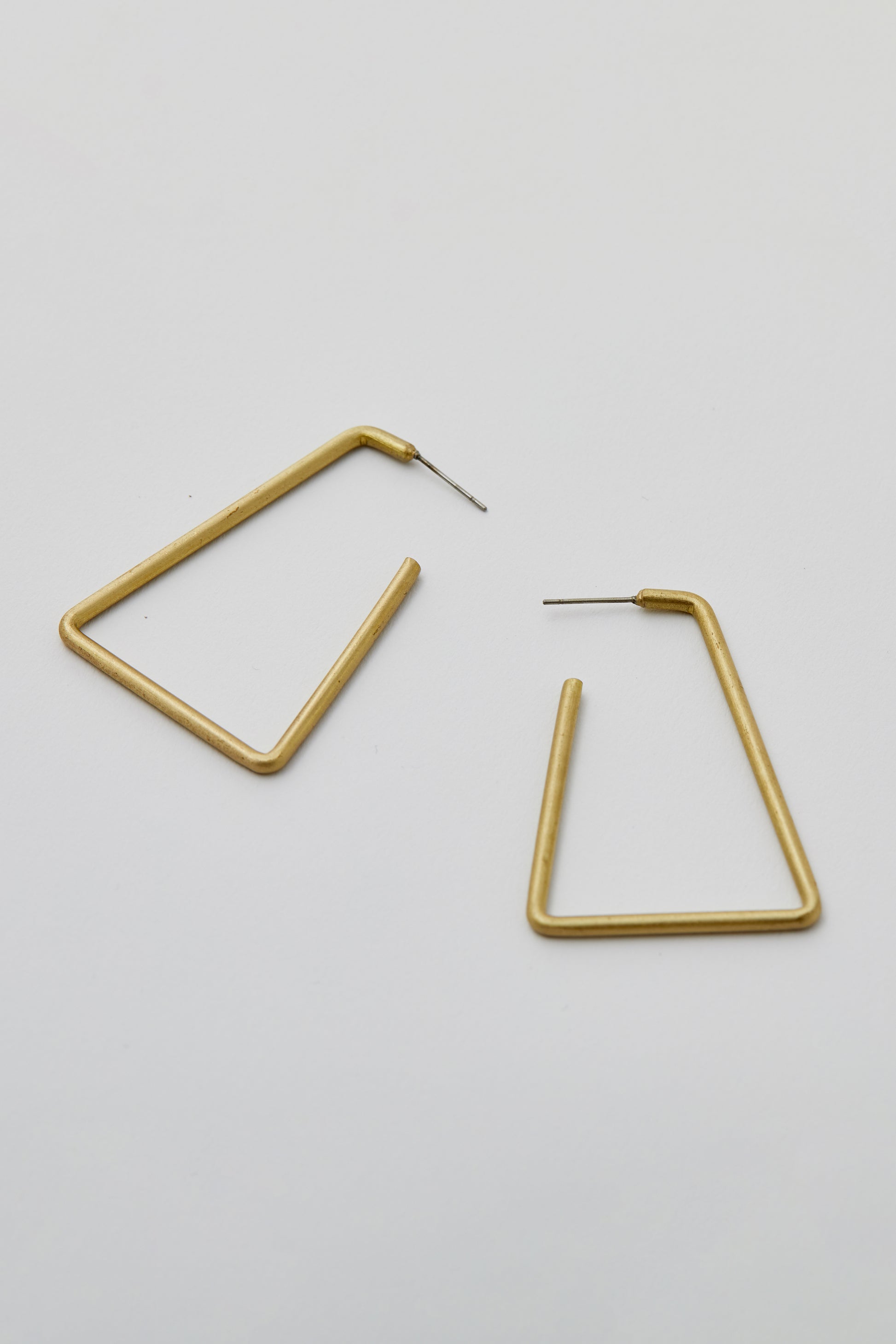 WorldFinds-Isosceles-Hoops-Gold