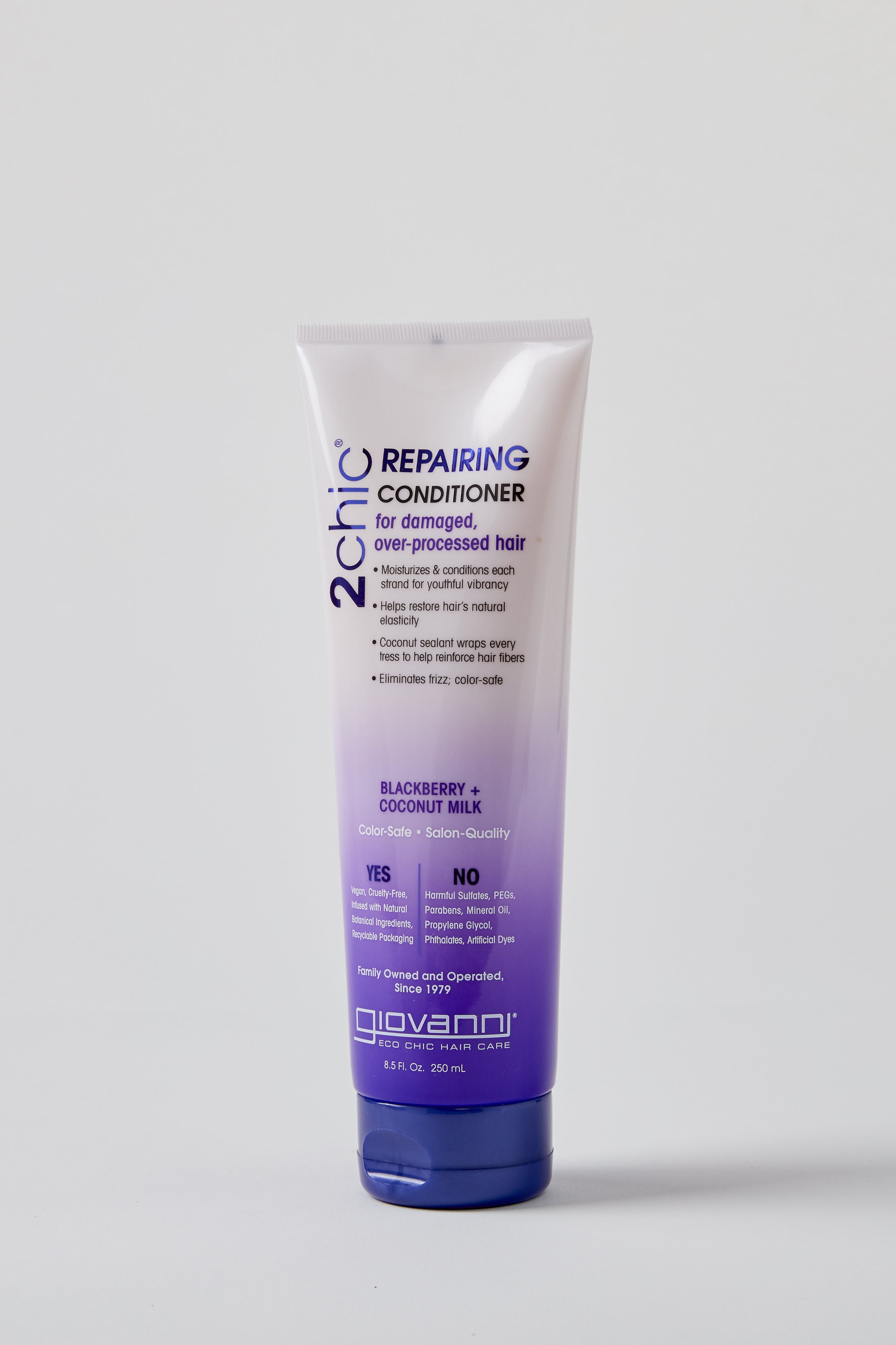 Giovanni-2Chic-Repairing-Conditioner-Blackberry-Coconut-Milk